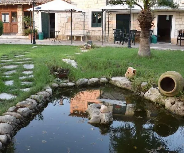 مزرعة للإقامة Casale Dei Giardini